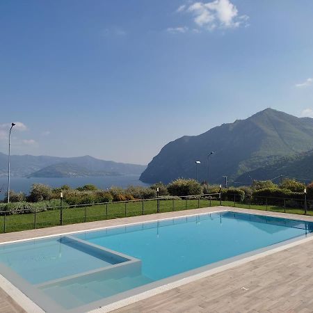 Iseolakerental - Costa Del Sole Riva di Solto Exterior foto